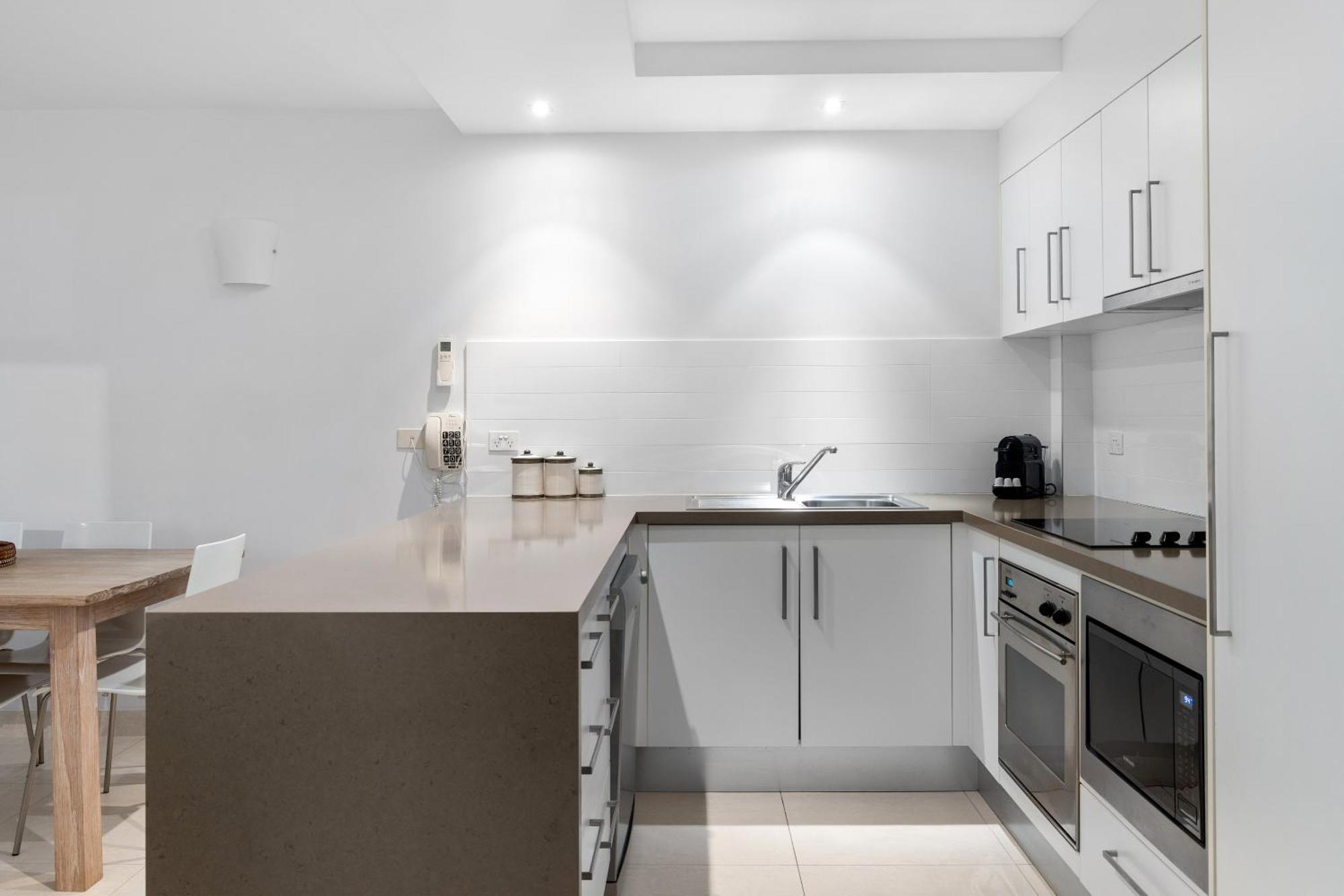 Fairshore 12: Absolute Beachfront, Direct Beach & Pool Access Noosa Heads Εξωτερικό φωτογραφία